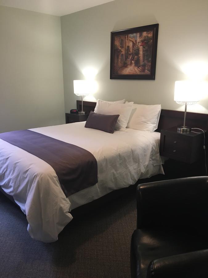 Chicoutimi Auberge Centre Ville מראה חיצוני תמונה