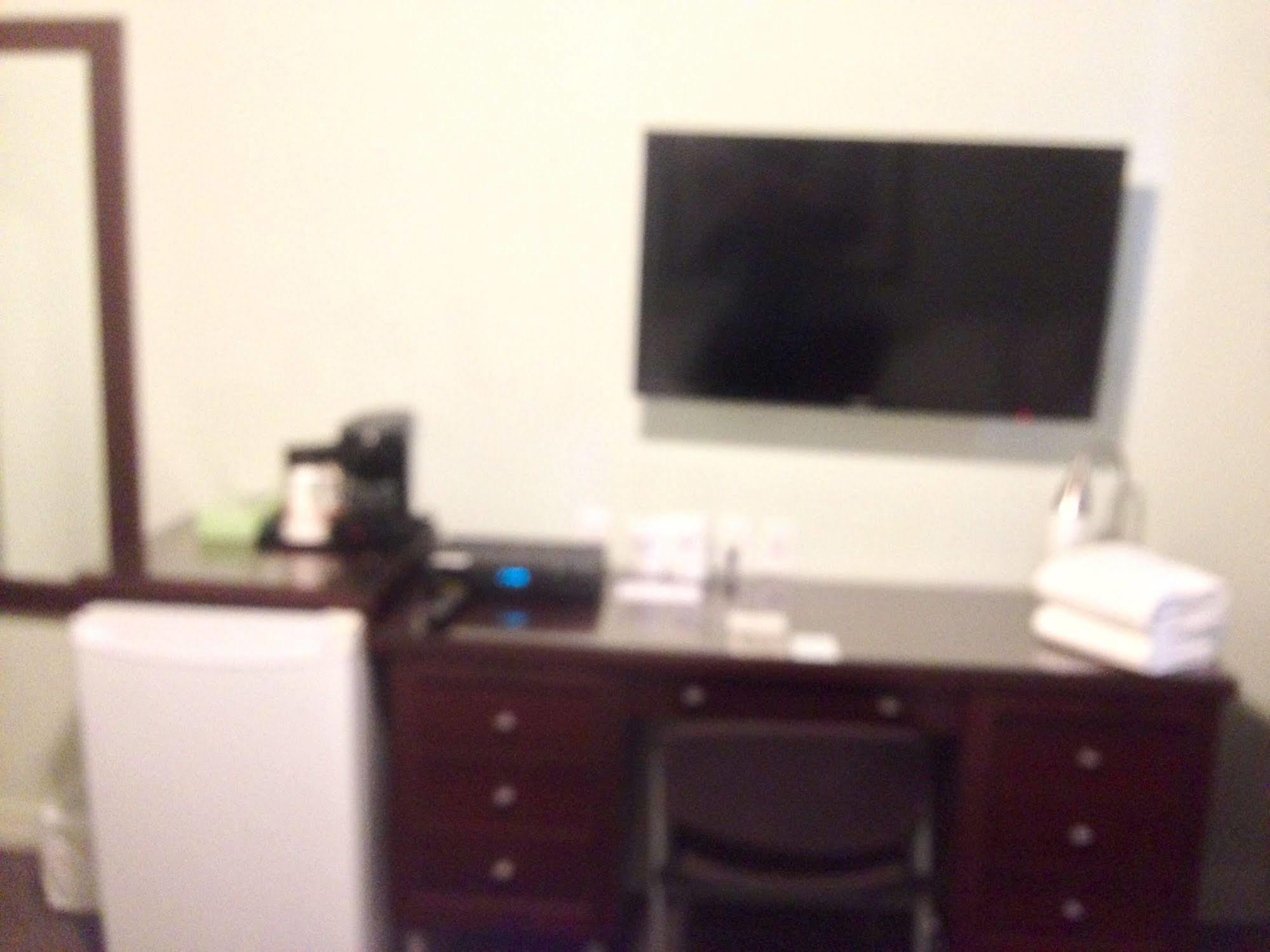 Chicoutimi Auberge Centre Ville מראה חיצוני תמונה