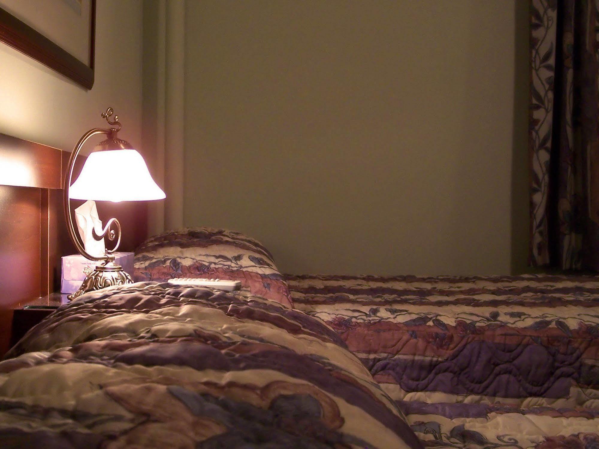 Chicoutimi Auberge Centre Ville מראה חיצוני תמונה